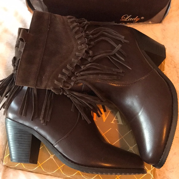 Fringed Boot - Picture 2 of 4